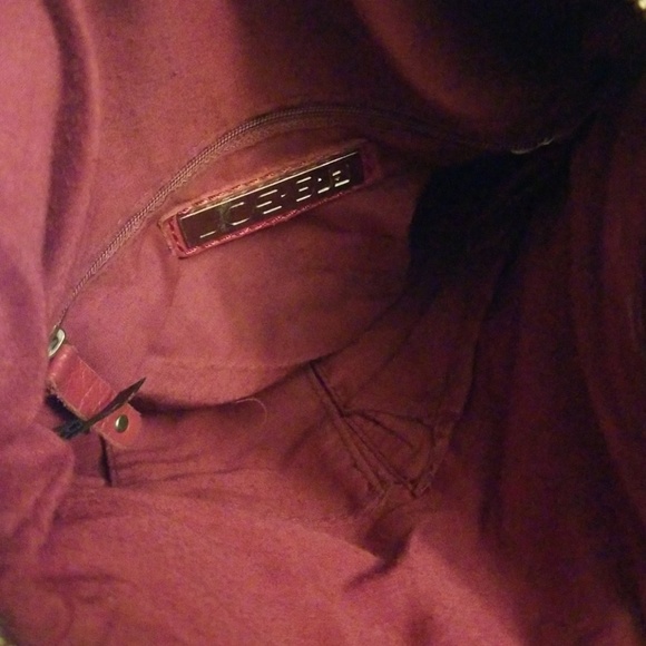 Dark pink leather crossbody bag by Joe's! - Picture 8 of 8